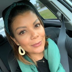 Meet your Posher, Vivian